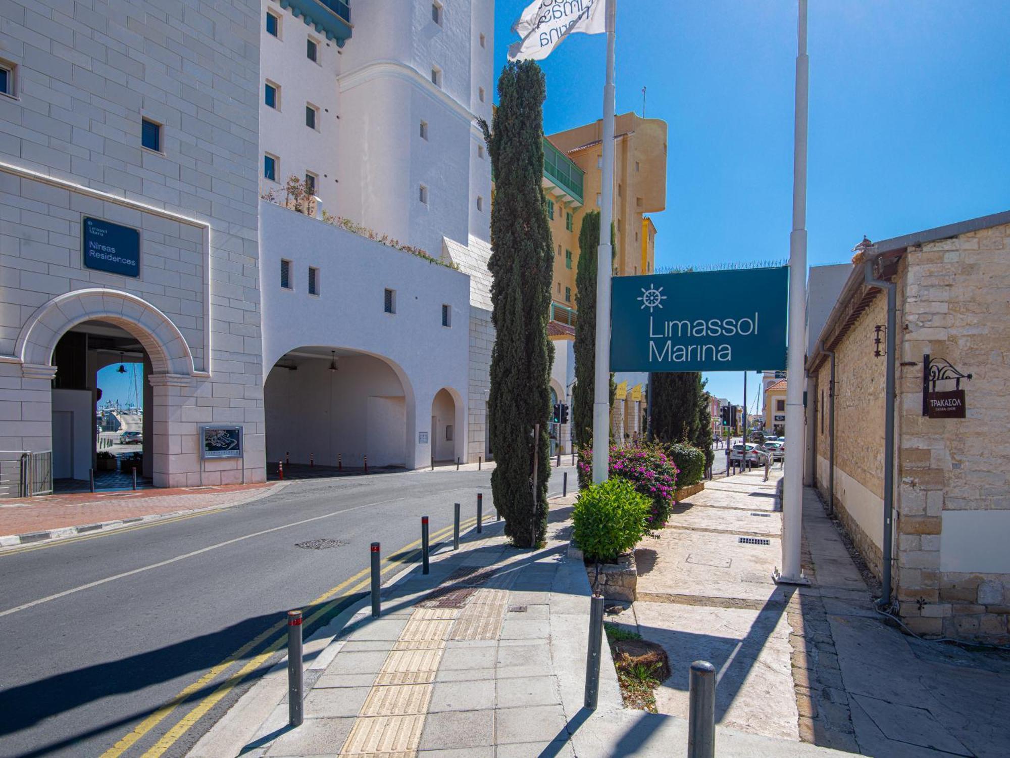 Sanders River Plaza Limassol Kültér fotó